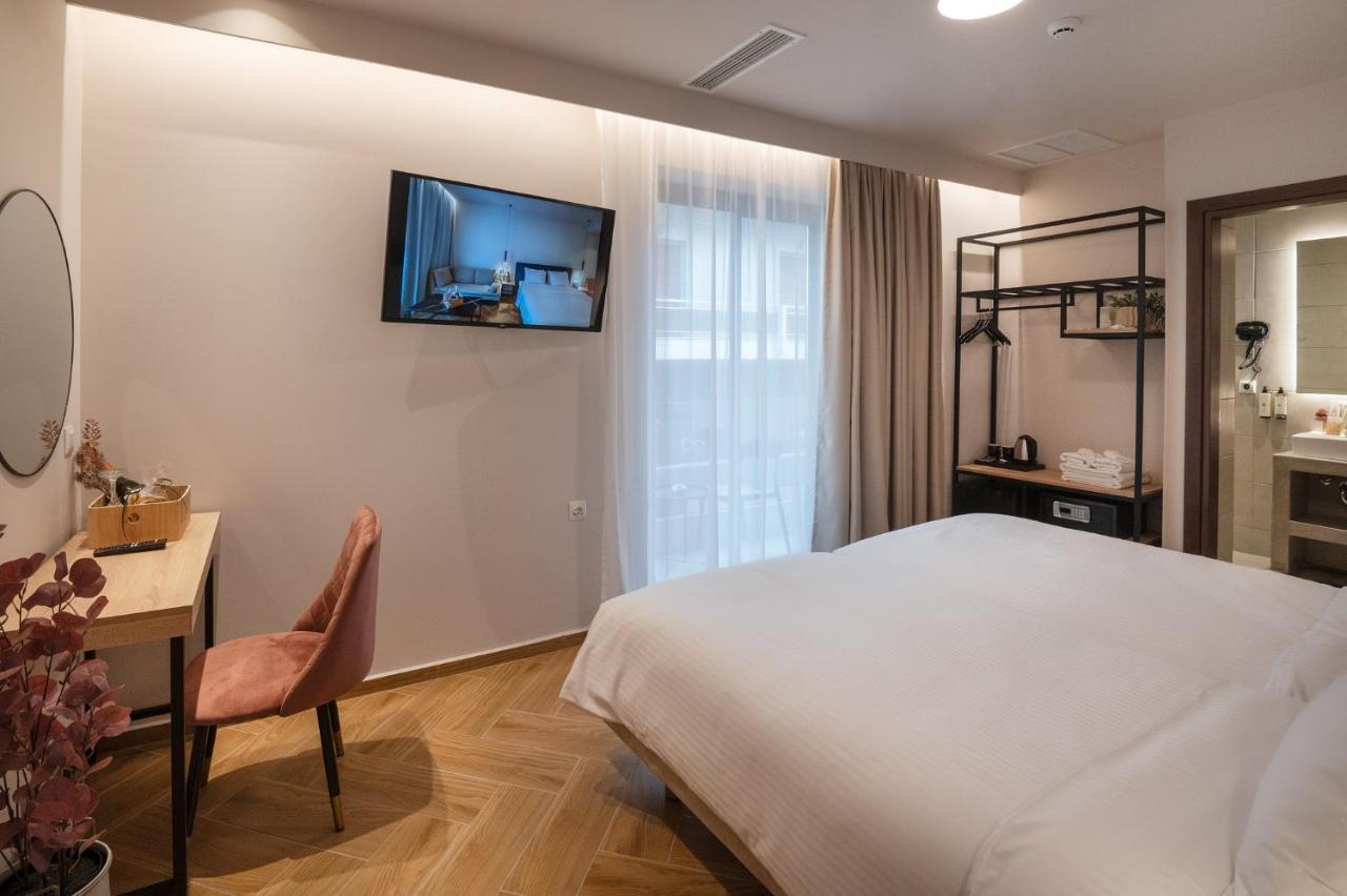 Ira - Ηρα Hotel Каламата Екстериор снимка