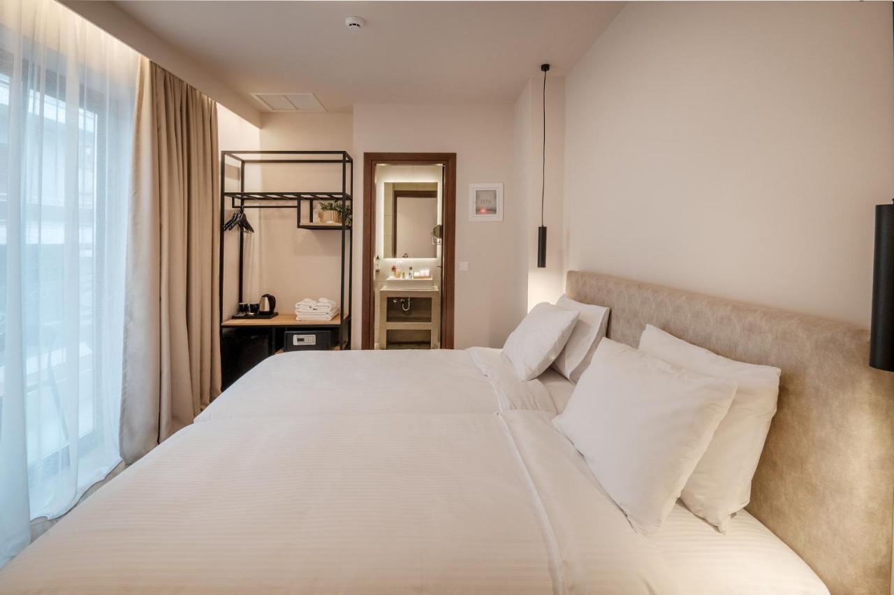 Ira - Ηρα Hotel Каламата Екстериор снимка