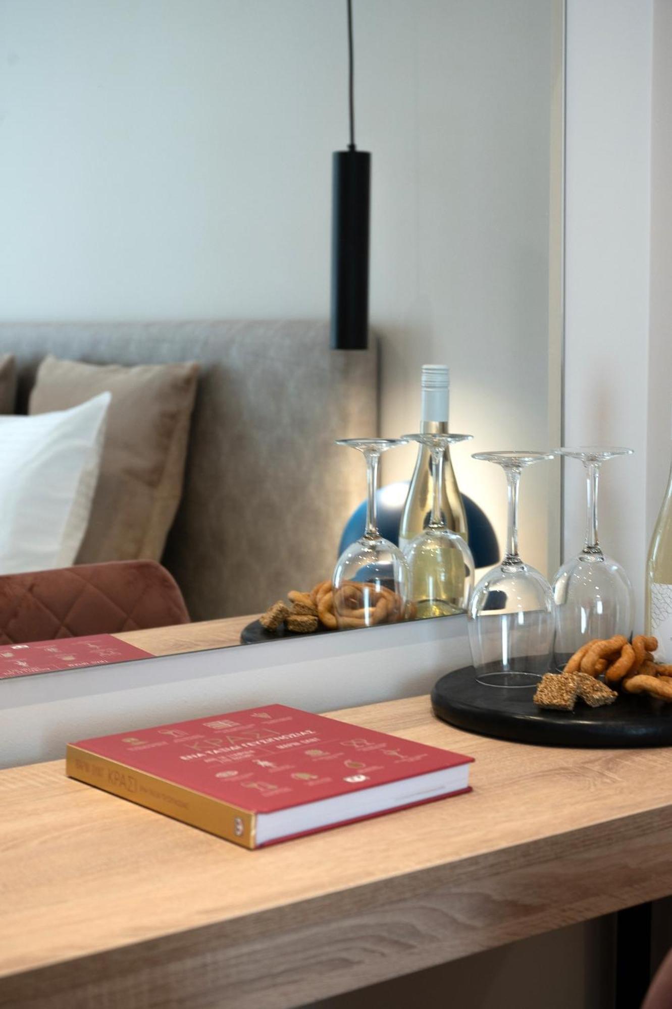 Ira - Ηρα Hotel Каламата Екстериор снимка